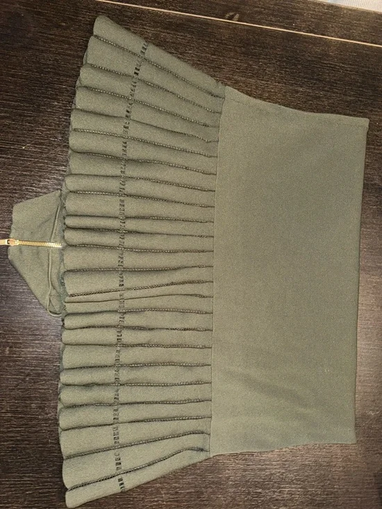 Michael Kors Olive Green Knit Dress with Gold Hardware - Picture 7 of 7